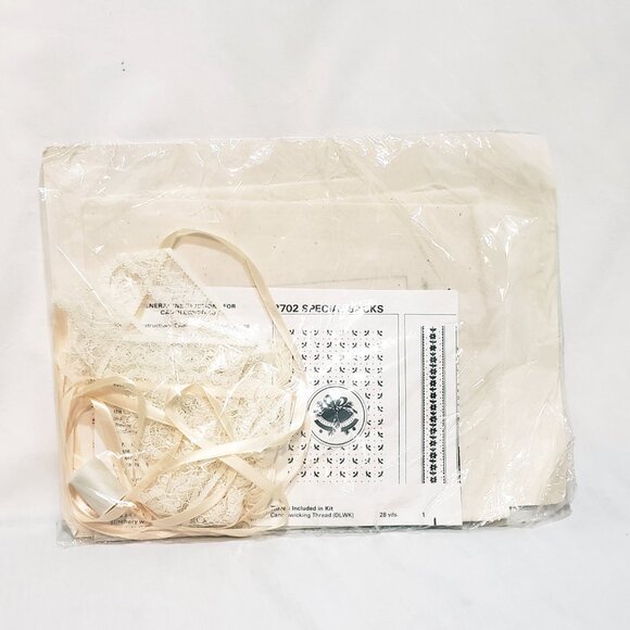 Christmas Potpourri Sachet Bags 1988 Creative Circle Kit #2702 Bells Wreath - Picture 4 of 6